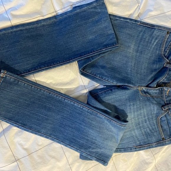 Old Navy Diva Jeans in Size 8 Long. Attention Tall Girls! Great Used Condition - Picture 2 of 12